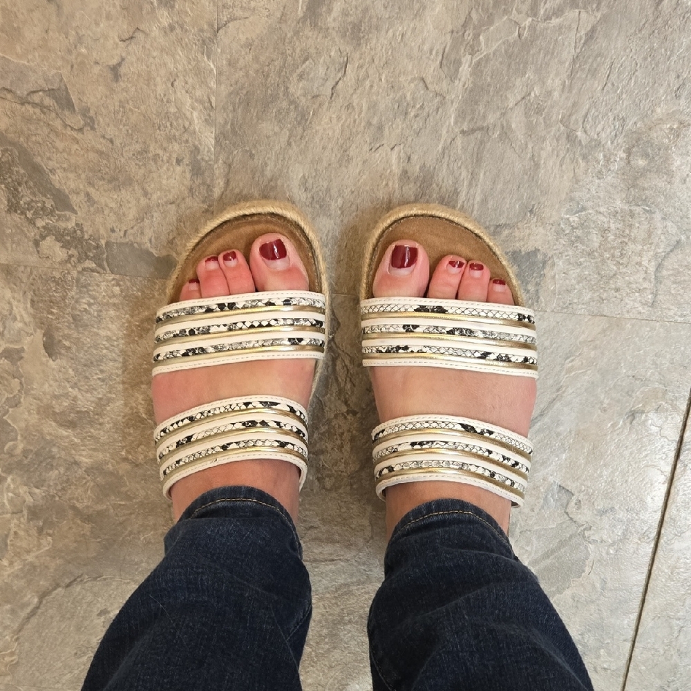 Stylish Women's Sandals in Cream and Black